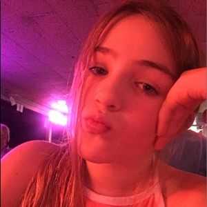 Meet your Posher, Camryn